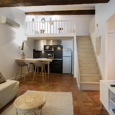 Les Cles De La Cite Apartment Carcassonne Room photo
