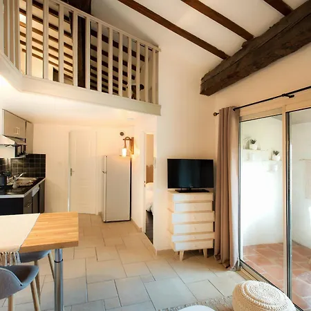 Les Cles De La Cite Apartment Carcassonne Room photo