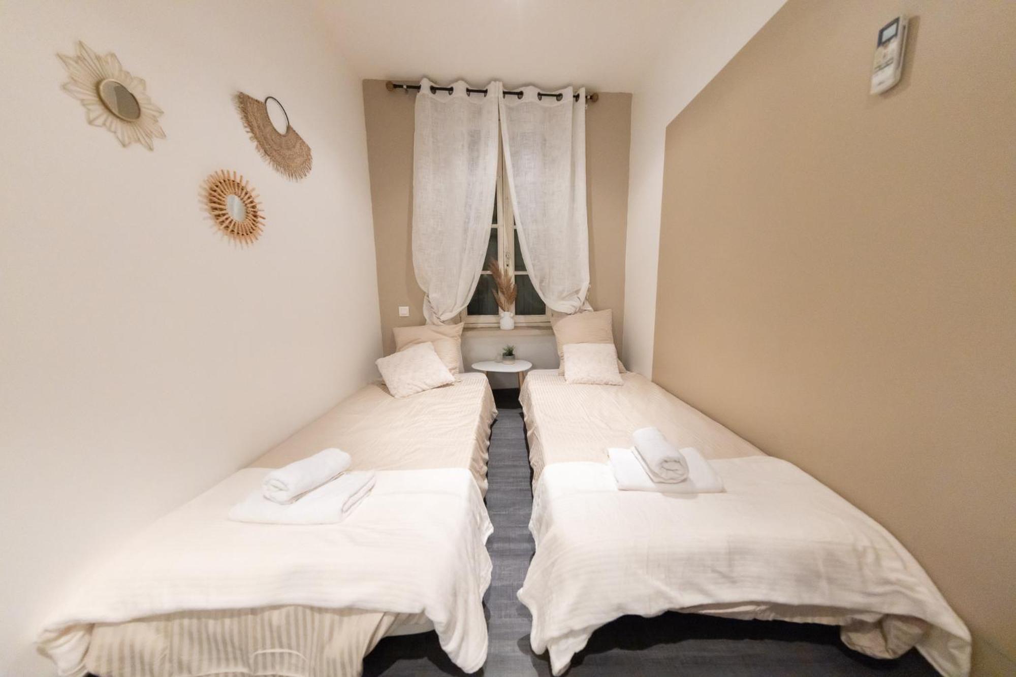 Les Cles De La Cite Apartment