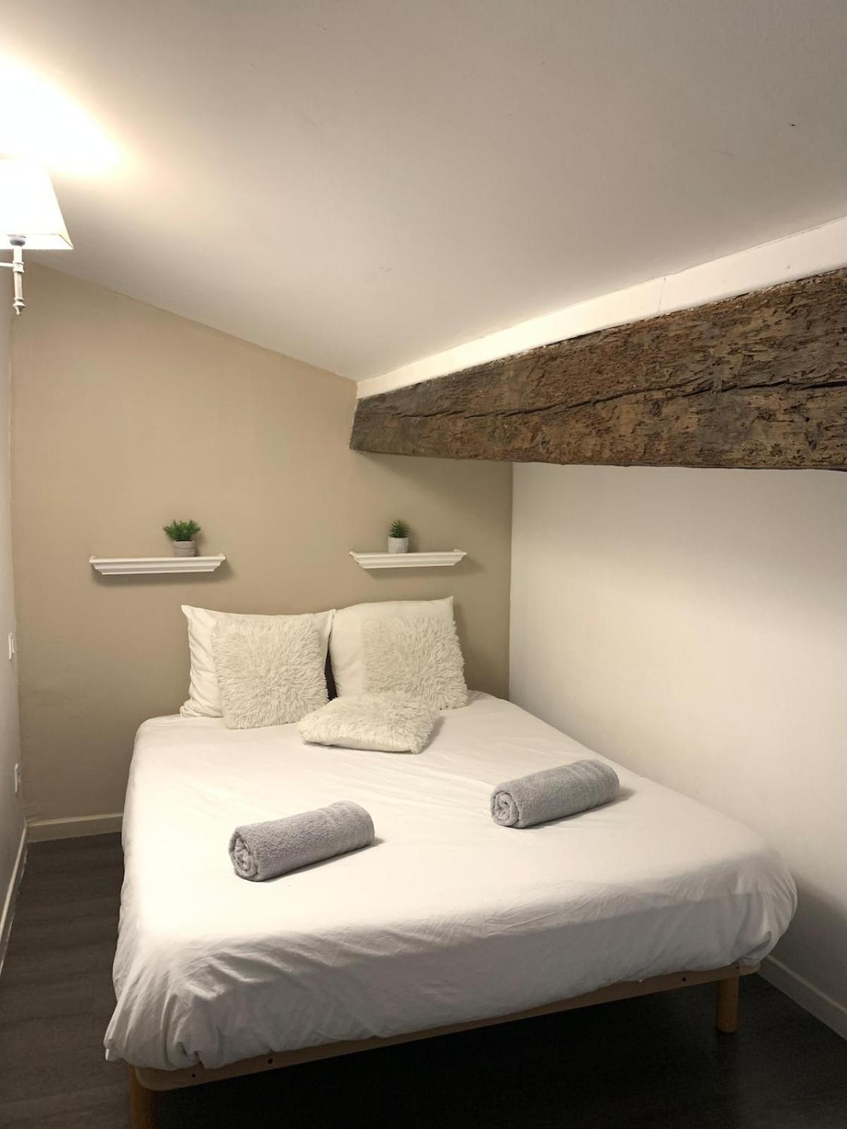 Les Cles De La Cite Apartment *