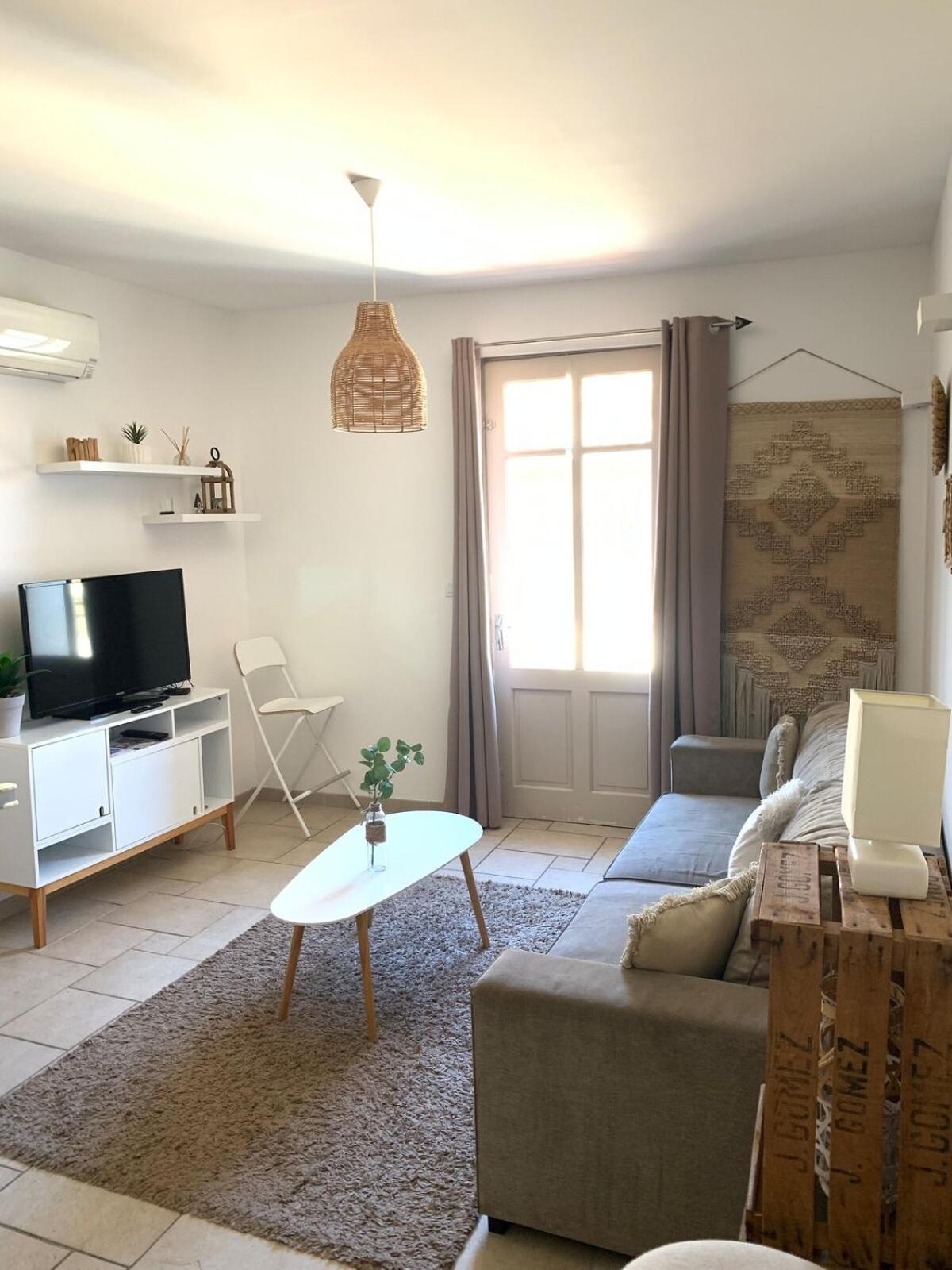 Les Cles De La Cite Apartment